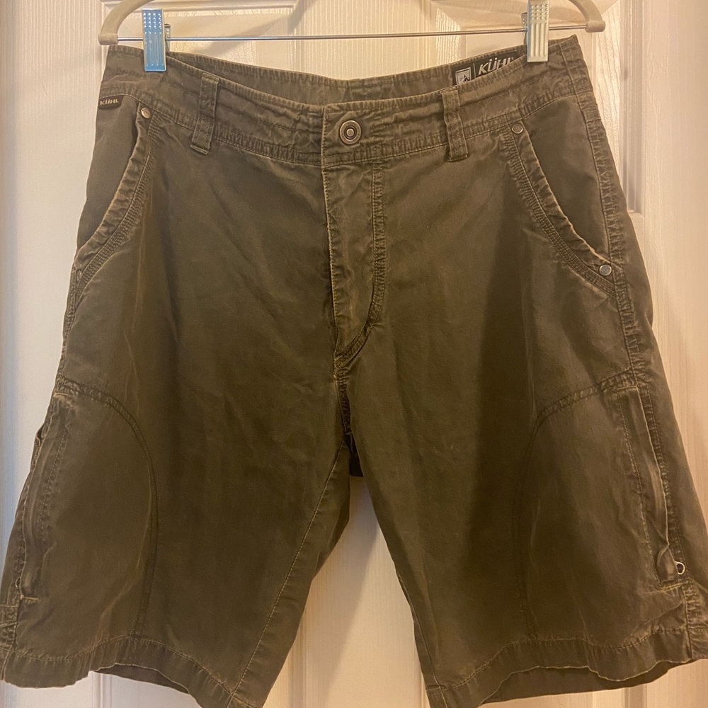 Men’s Kuhl Born In the Mountains lightweight hiking shorts